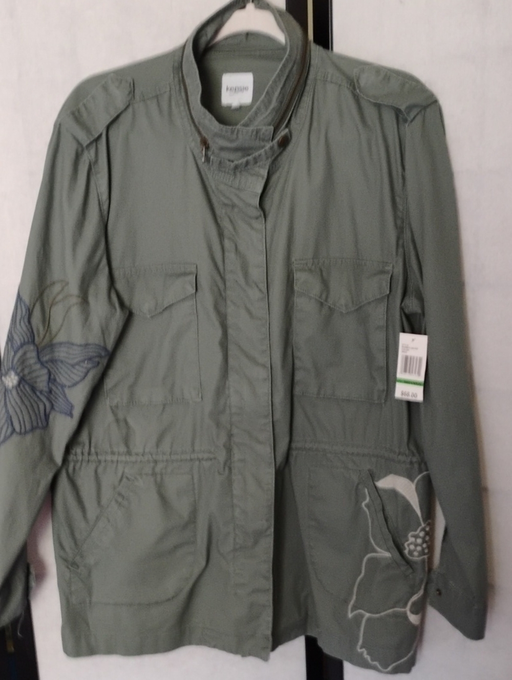 Kensie- Stylish 100% Cotton Jacket with Embroidery Details, New With Tag - L